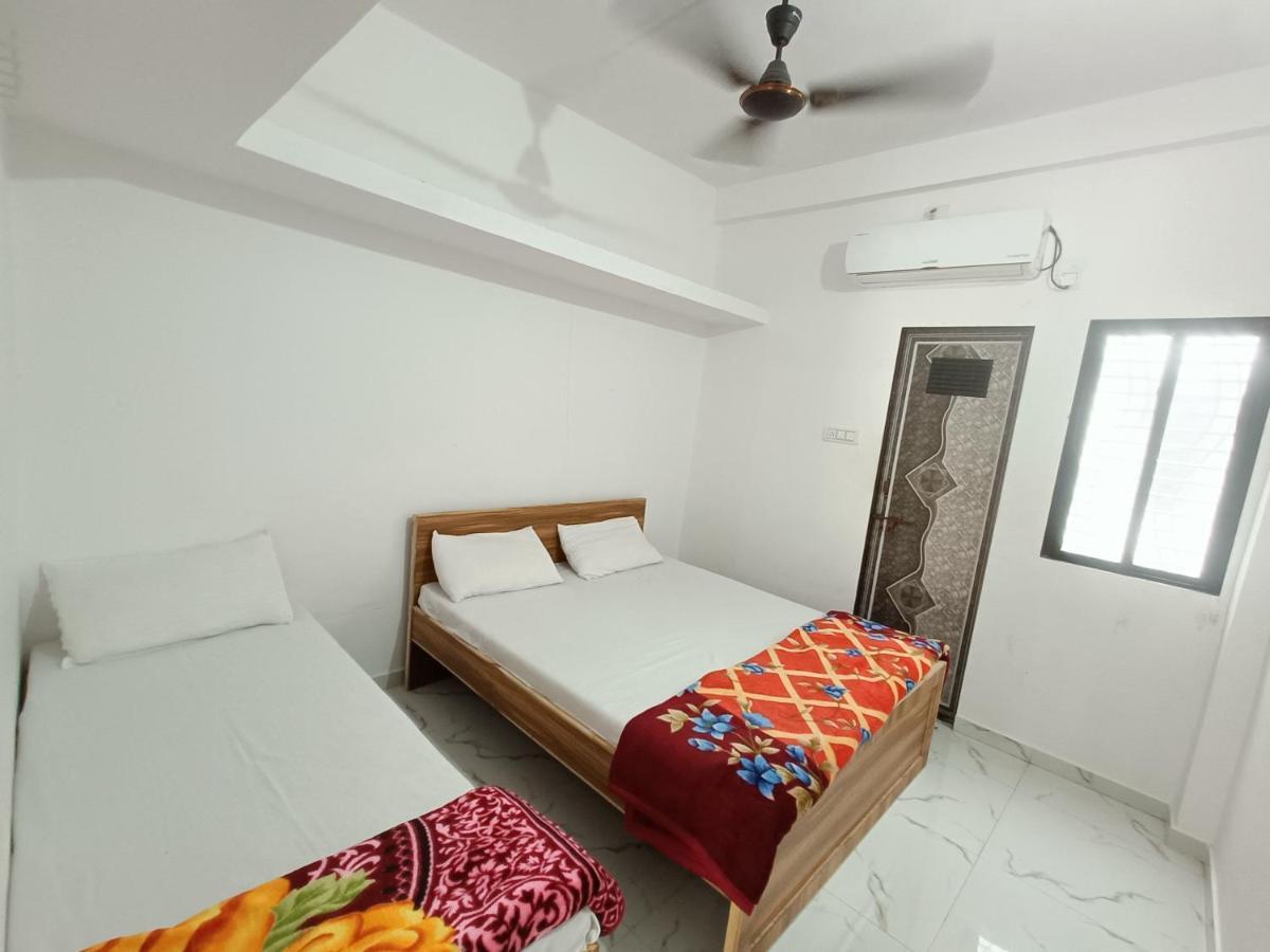 Shiv Shakti Homestay Kevadia エクステリア 写真