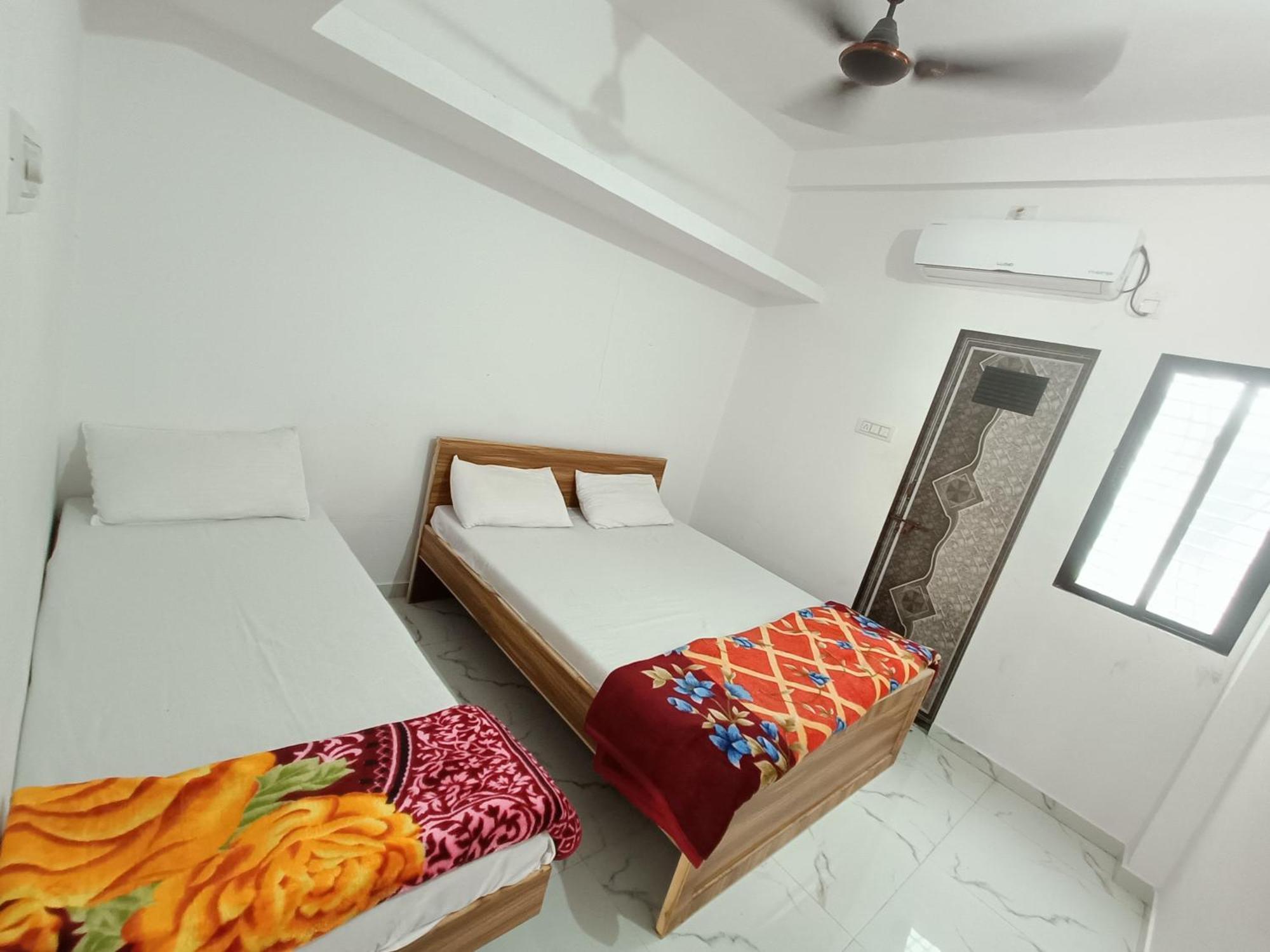 Shiv Shakti Homestay Kevadia エクステリア 写真