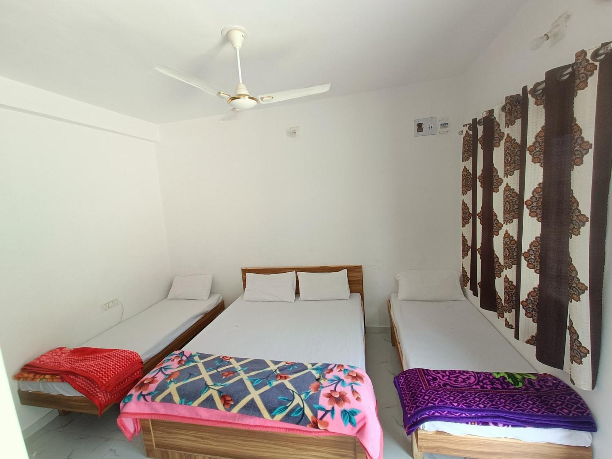 Shiv Shakti Homestay Kevadia エクステリア 写真